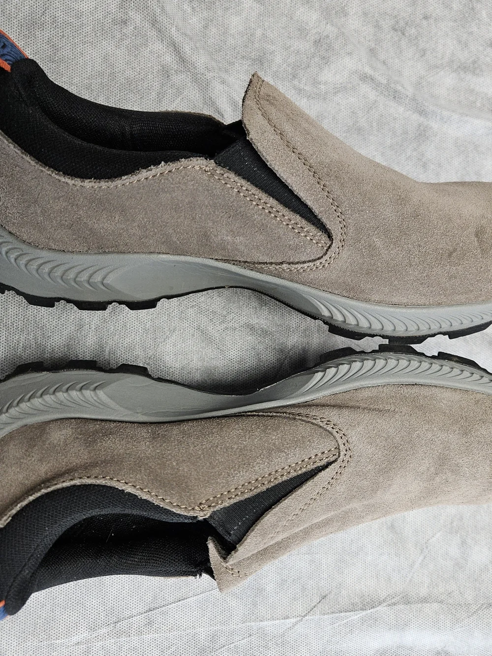 Columbia Landroamer Men’s Slip-On Suede Casual Shoe - Taupe Sz Mens 8